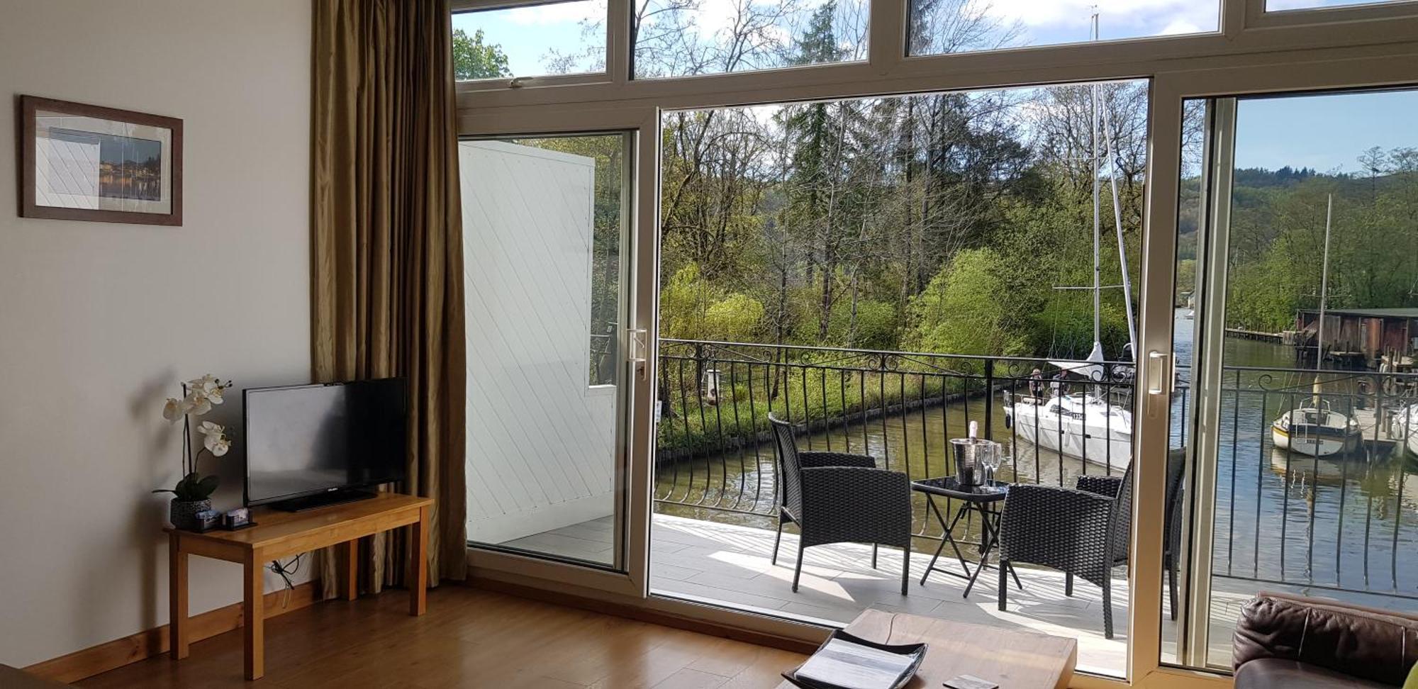 Marina Boathouse, Lake Windermere Lets Боунесс-он-Віндермір Екстер'єр фото