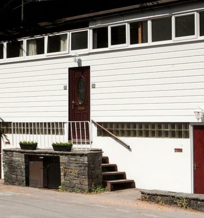 Marina Boathouse, Lake Windermere Lets Боунесс-он-Віндермір Екстер'єр фото